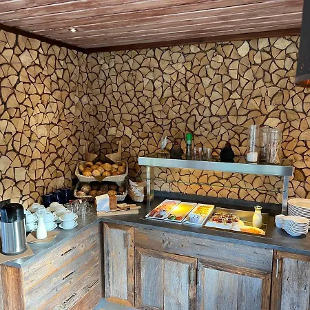 Hotel Lenneplaetze 3*